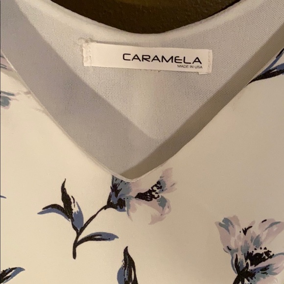 Cold shoulder dress - Picture 2 of 4